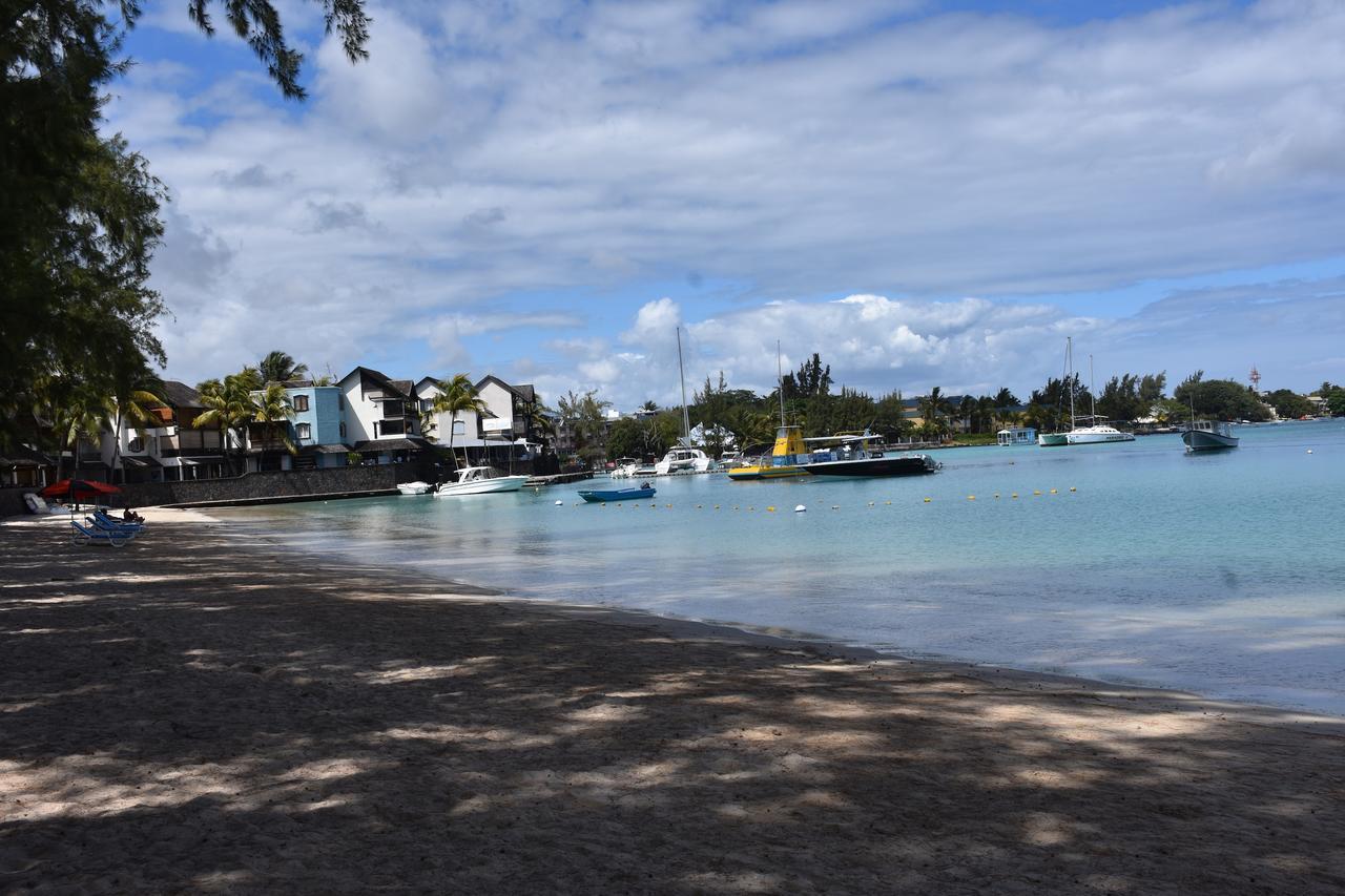 Ocean Lake Tourist Residence Grand Baie Esterno foto